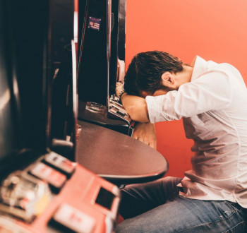 Игромания в районе Крылатское